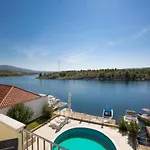 Pool-view 1-bedroom In