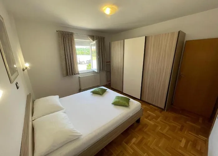 Pool-view 1-bedroom In Obrovac * Обровац