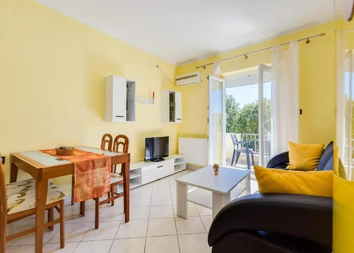 Pool-view 1-bedroom In Obrovac * Обровац